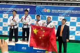 持有“中国大陆身份证”，他被注销台湾身份？网友评论区“接龙”图片
