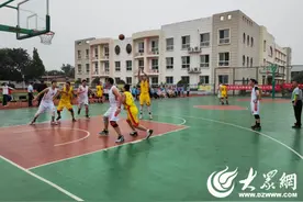 济宁任城区长沟镇开展秋季黄河大集——乡村振兴“葡萄杯”乡篮比赛图片