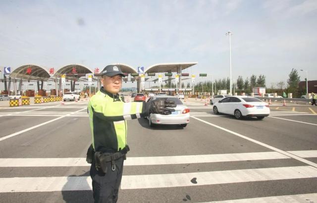 国庆，你不能错过的“警”彩天津→