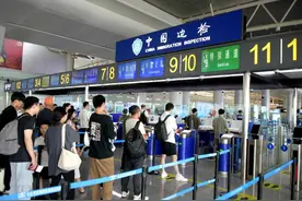 2024年国庆假期湖南口岸近3.7万人次出入境图片