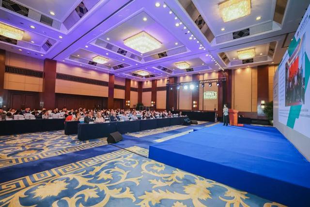 全球聚焦上海！“中国恐龙：从科研探索到科学教育”国际研讨会举办