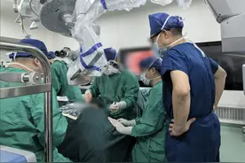 78岁阿尔茨海默症患者通过手术重拾记忆  医生：手术患者需满足三个条件图片