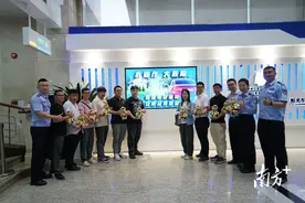 拒绝车窗抛物！中山交警组织61家客运企业齐行动图片