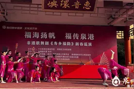 戏窝子：一县一台戏“一票难求”图片