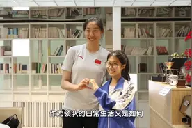 【为你喝彩】人生领奖台：永不磨灭的女排精神图片