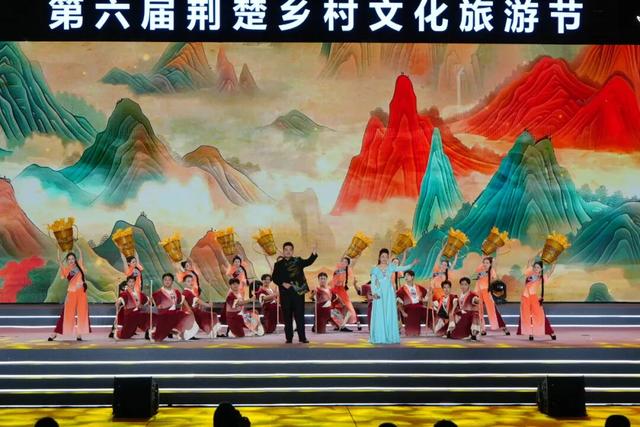 宣恩：文化力量托举民间精彩！