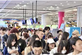 青岛地铁擦亮城市名片，助力滨海旅游“火出圈”图片