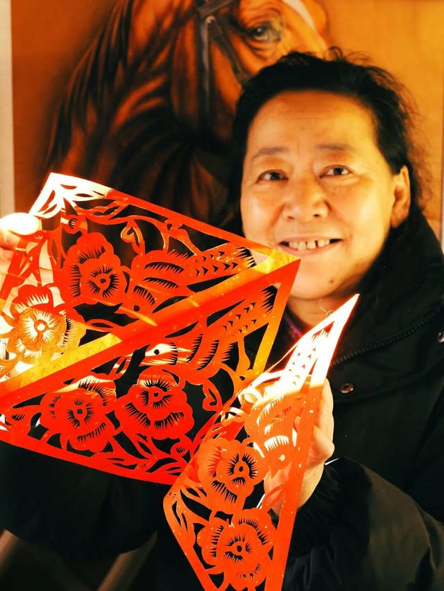 第二十一届冰雪那达慕开幕！呼和浩特文旅体验空间全是人从众！