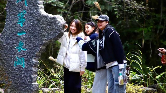 【冬游绥阳】溶洞天坑飘起烟火气，邀你开启治愈之旅