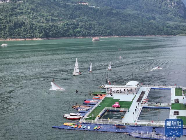 湖北恩施：山水秘境，避暑天堂