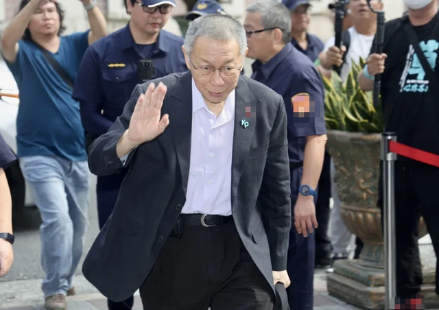游盈隆：同情柯文哲人数剧增150万人