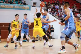 12支球队激烈角逐 全省农民篮球赛总决赛诸暨打响图片