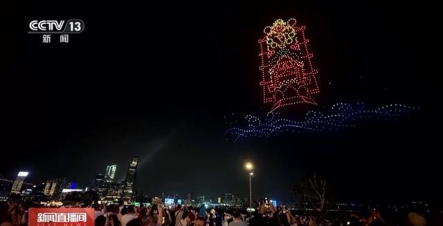 逛洪崖洞、漫步海滩、游故宫……这些景区太出片啦