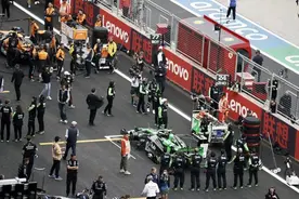 F1冲刺赛战报：维斯塔潘冠军 周冠宇第9图片