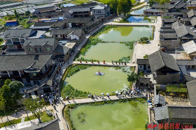福地怀化 懂你如家 | 解锁五溪千年浪漫——从荆坪古村到榆树湾再到《拥你入怀》怀化文旅的立体答卷