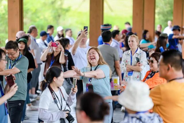 知音湖北｜2025全球旅行商大会走进宣恩！