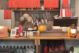 在外漂泊40年，“深夜食堂”大叔牵挂的“老朋友”终于要回家了图片