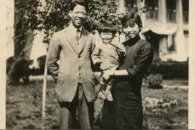 家庭相册｜一张不完整的全家福，道出一段动容的兄弟情图片