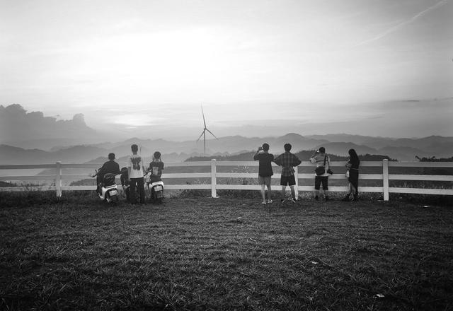 边境上的那一片玉米地