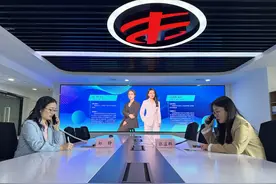 问法热线｜赠送的产品过期，喝坏肚子饭店该不该担责？半岛问法热线聚焦消费纠纷，律师教您如何维权图片