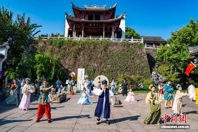 多元古风玩法点燃浙江金华婺州古城
