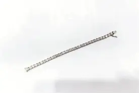 阿婆遗失珍贵手链 机场民警帮忙找回图片