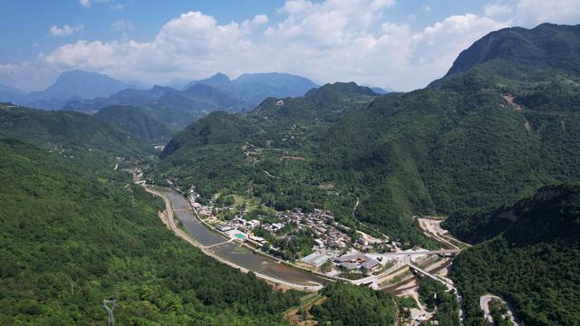 新华全媒＋｜嘉陵江畔千年银杏唤醒古村文旅新篇