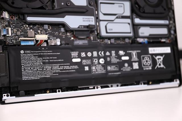 RTX 5080+Ultra 9 275HX OMEN暗影精灵 MAX 游戏笔记本全面评测