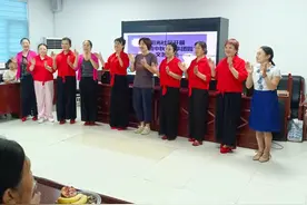 阳光社区举办“浓情中秋 乐享团圆”文艺演出图片