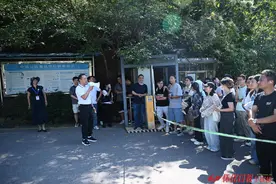 “拥抱阳光，医心守护”——湖南医药学院总医院举办首届住院医师登山比赛图片