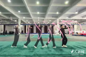 “整活”体育课，济南这所高校有个“有氧健身俱乐部”图片