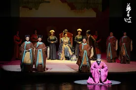 话剧《苏东坡》南宁首演，让观众与苏东坡穿越千年“对话”图片