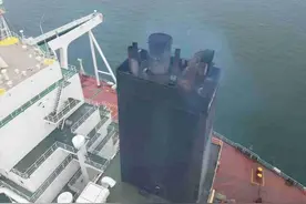 山东首次！海事部门使用无人机嗅探技术查获燃油硫含量超标船舶图片