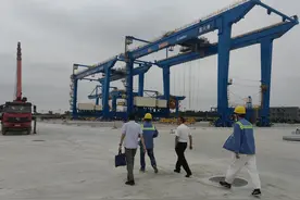 浙江嘉兴：无线电管理服务千项万亿项目助力港口运输业高质量发展图片
