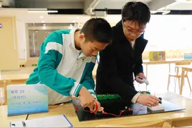 让学生感受物理魅力！白云举行物理创新实验与成果展示活动图片