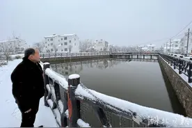 昔日臭水沟！如今景观塘！嘉鱼县簰洲湾镇王家巷村幸福河湖扮靓乡村振兴图片