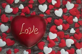 封面有数丨“520”有人浪漫约会，有人给爸妈订民宿图片