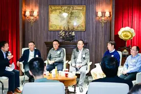 重塑AI时代算力版图，这个开源架构将引领一场范式革命图片