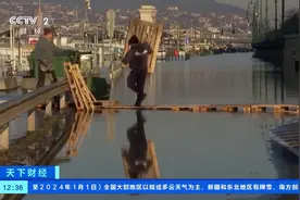 多瑙河水位暴涨 匈牙利首都布达佩斯发生罕见冬季洪水图片