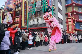 临沂：舞龙舞狮连番上阵 热闹民俗不间断图片