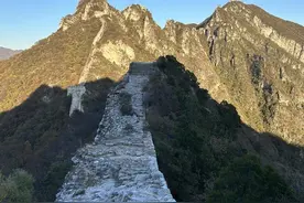 大学生夜宿长城遭遇雷击，事发地未开发！曾有人被雷击身亡图片