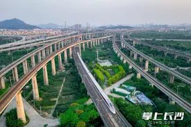 助力粤湘2小时交通圈：1小时59分直达 每天6趟往返长沙与广州图片