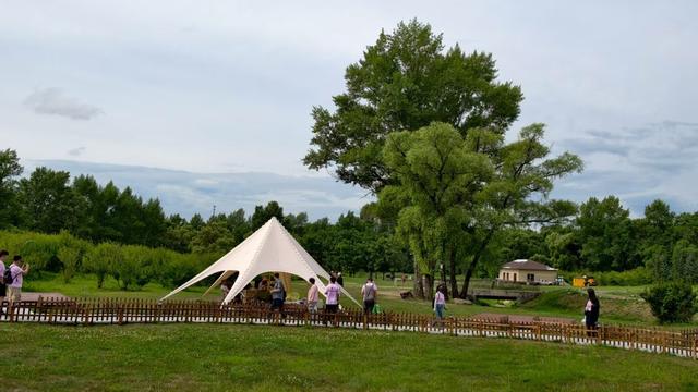鹤岗：公园里的家，藏着北方小城的诗意与烟火