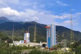 余梦伦：弹道有痕『太空美文』（95）图片