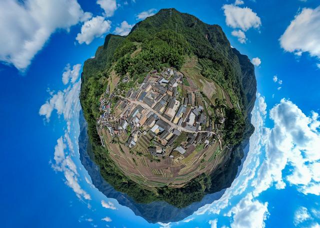新时代中国调研行之文化中华｜茶马古道上的孔雀屏村