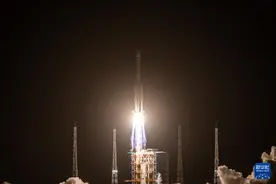 我国成功发射中星3A卫星图片