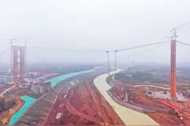 数智赋能！广西路建集团桥梁吊装提质效图片