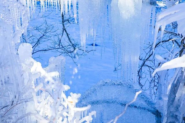 出片率100%！北京震撼冰瀑奇观上线，游客慕“冰”而来