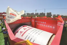 深读丨“超级大动脉” 穿城入心奔未来图片