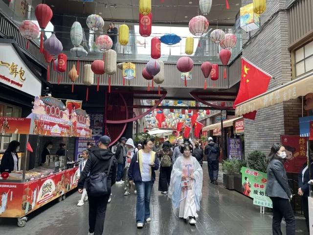 Citywalk美食指南：3条线路让舌尖穿越长安千年